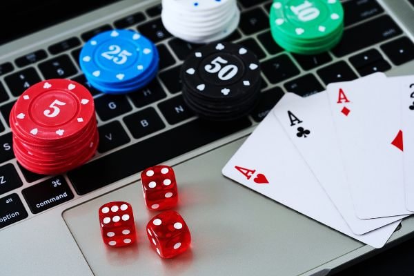 Antarmuka Live Score horus303 menampilkan pertandingan sepak bola real-time